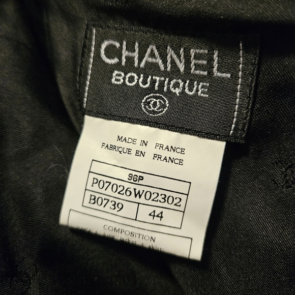 Authentic Vintage Chanel Skirt Black 90s size 44 - Picture 6 of 10